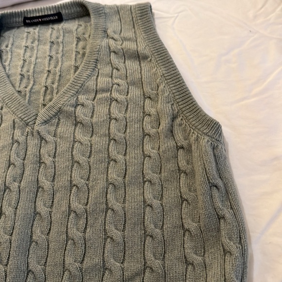 Brandy Melville knit Vest - Picture 4 of 6